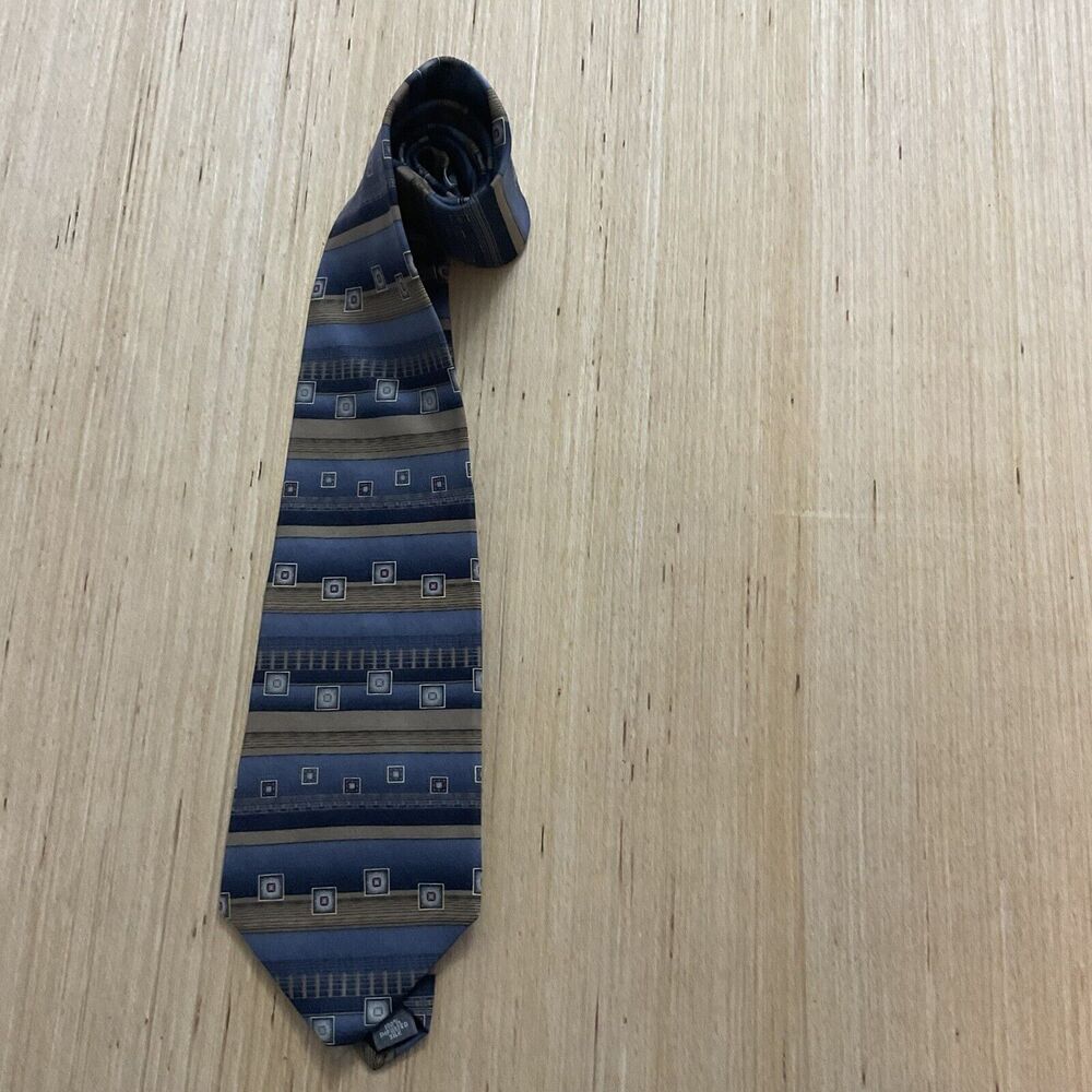 Barrington Necktie Neck Tie 100% Silk Geometric Pattern Blue Made in Italy & USA